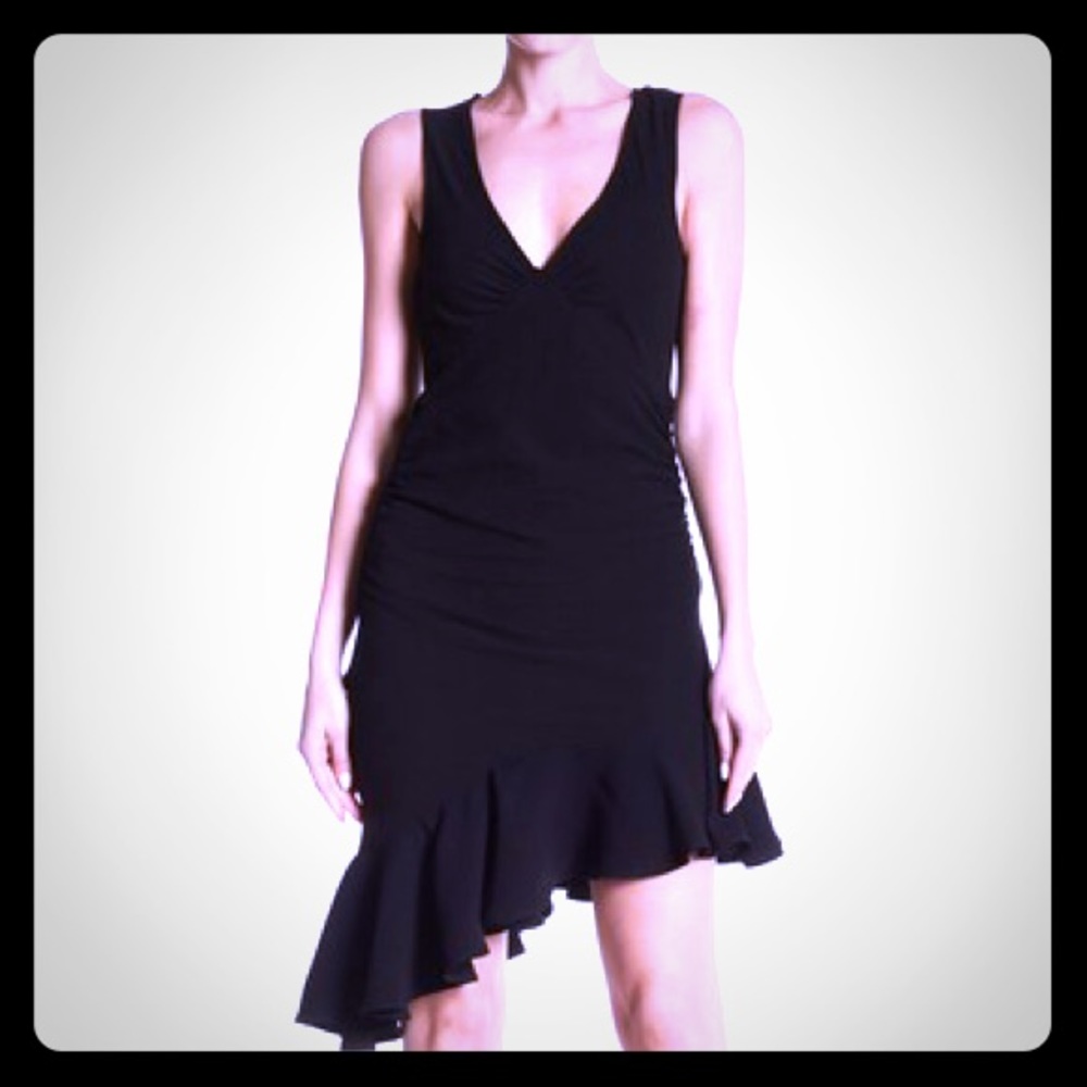 NWT Romeo + Juliet Black Asymmetric Ruffle Dress Size Medium - Picture 3 of 5